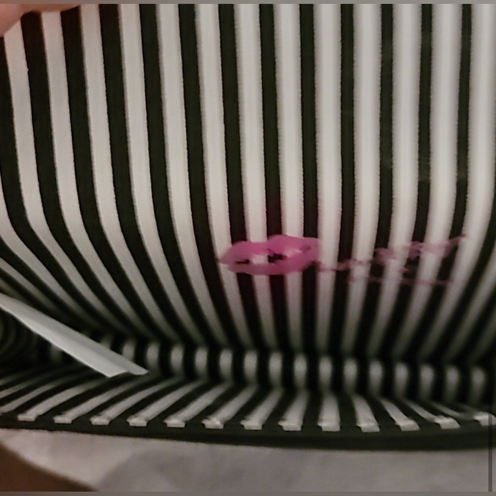 Betsy Johnson wristlet - Picture 6 of 6